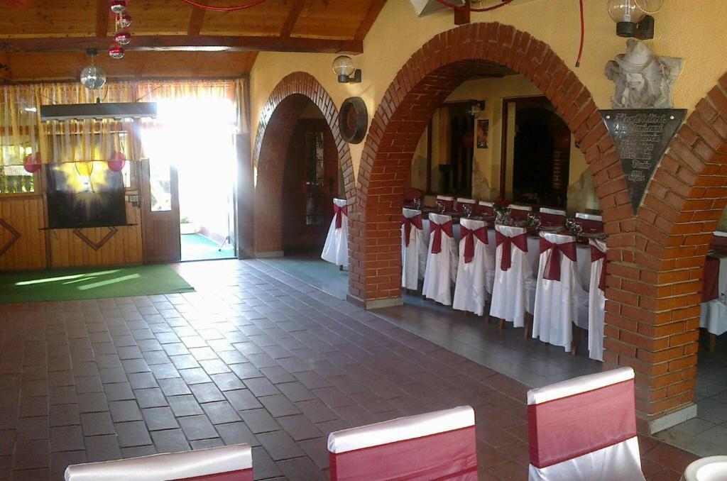 Vándor Vigadó Zalaegerszeg Exterior foto